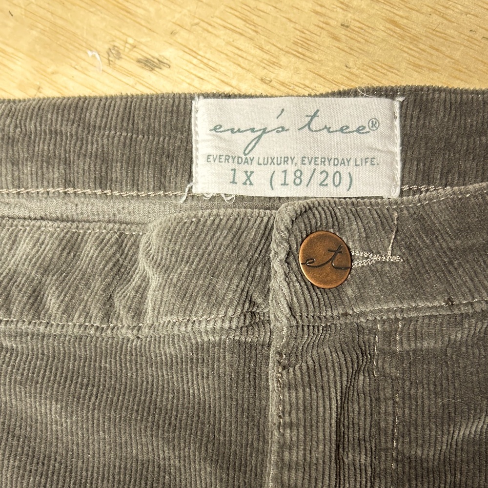 Evy's Tree Taupe Corduroy Skinny Pants